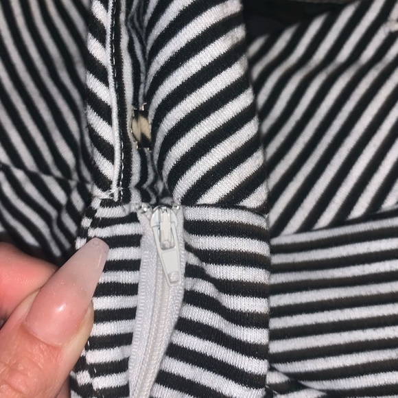 🎀🎀5 FOR $25🎀🎀 - Picture 5 of 7